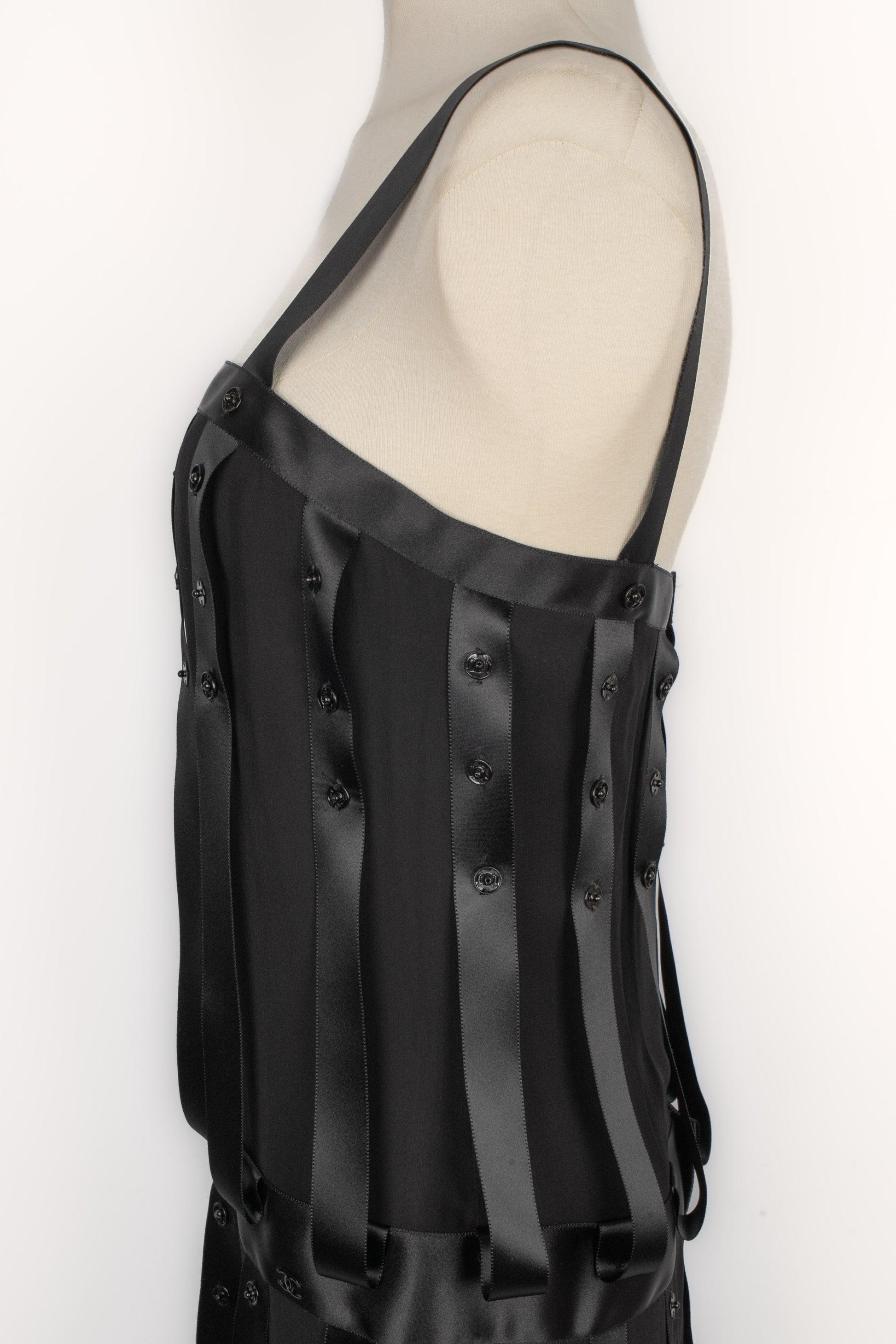 Vestido de seda negra Chanel, 2003 3