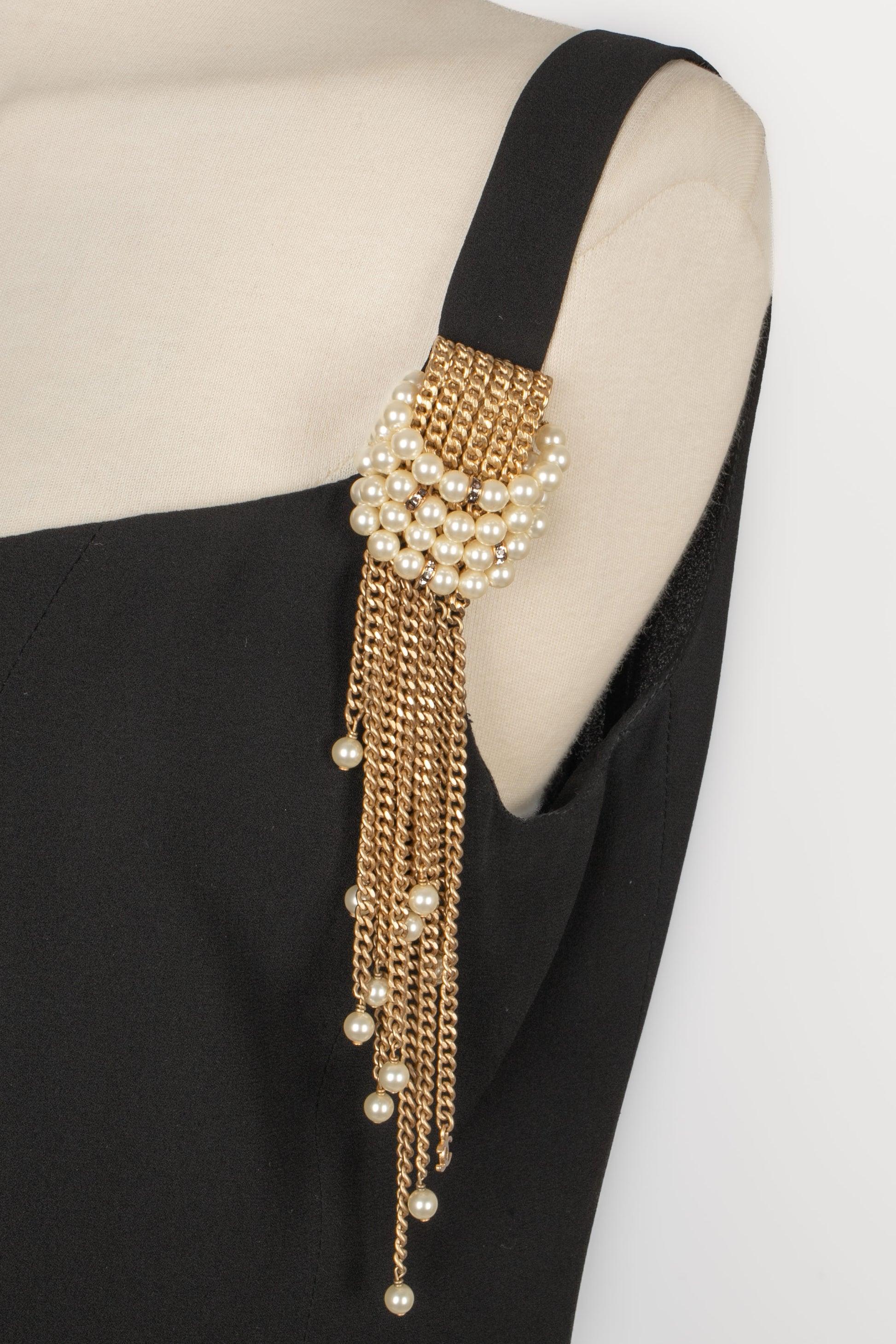 De las mujeres Chanel Vestido negro de seda de largo medio Crucero, 2001 en venta