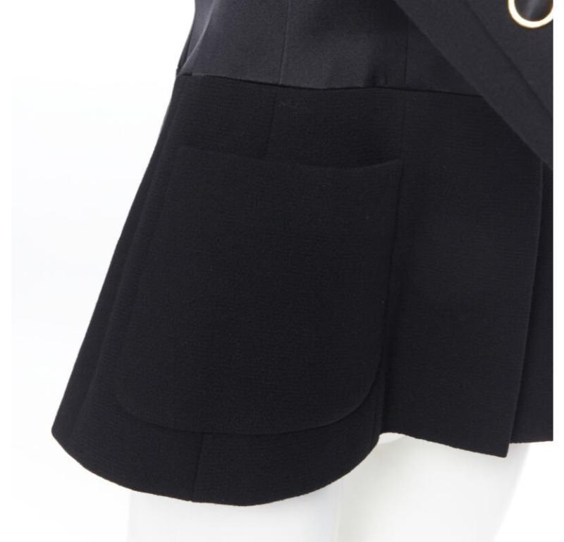 CHANEL Schwarze Mandarine-Jacke aus Seiden-Satin-Crêpe mit 4 Taschen und goldenem hohem Kragen FR42 im Angebot 5