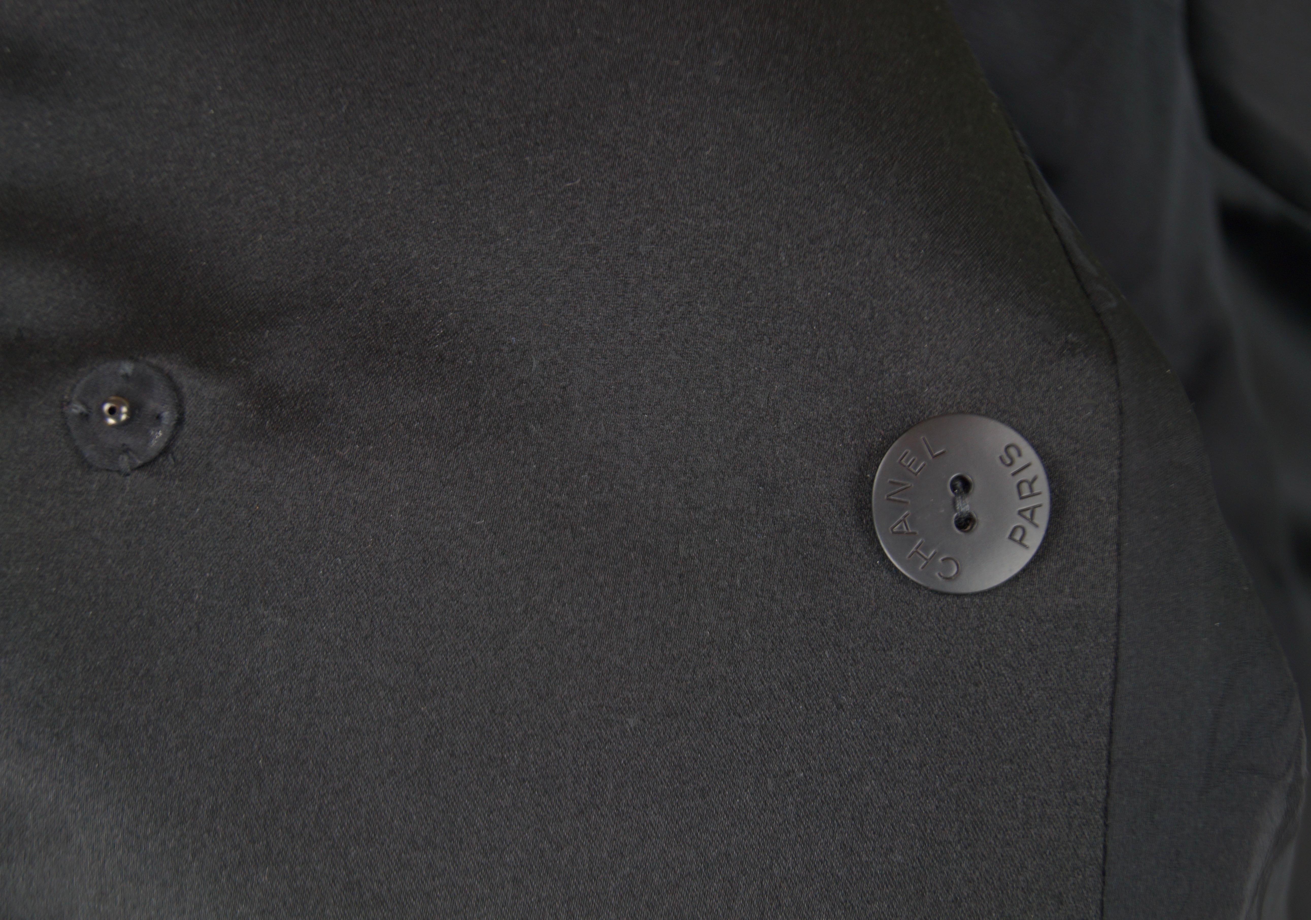 Chanel black silk satin jacket pre fall 2011 Paris Byzance  FR 38 For Sale 8