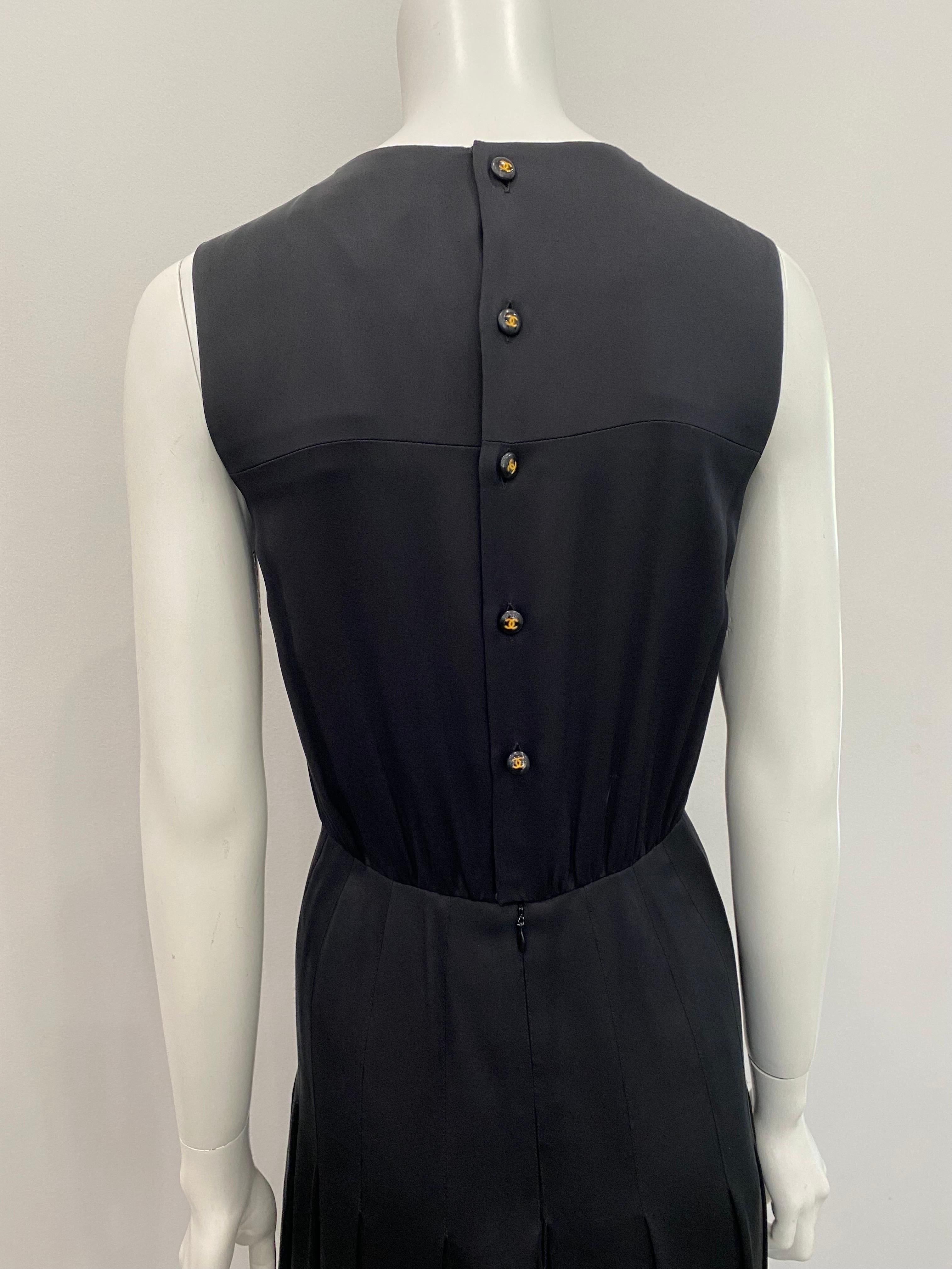 Chanel Black Silk Sleeveless Dress - 36 - Circa 01A For Sale 2