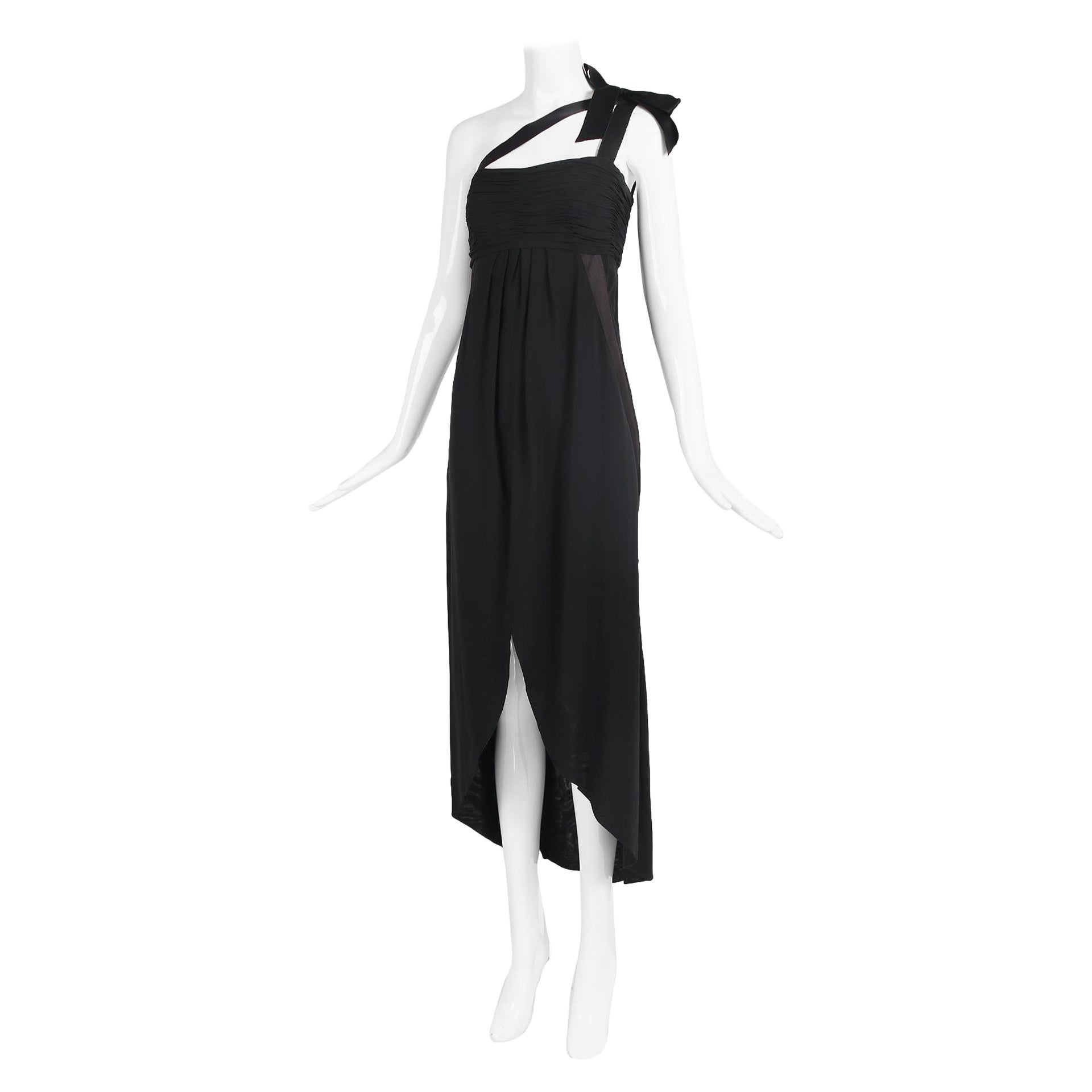 Chanel Robe bustier en soie noire avec nœud d'épaule en satin Ca. 1990