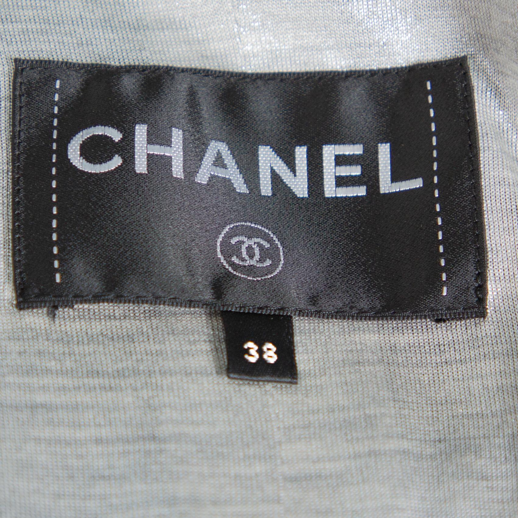 Chanel Black & Silver Boucle Double Breasted Jacket M In Good Condition In Dubai, Al Qouz 2