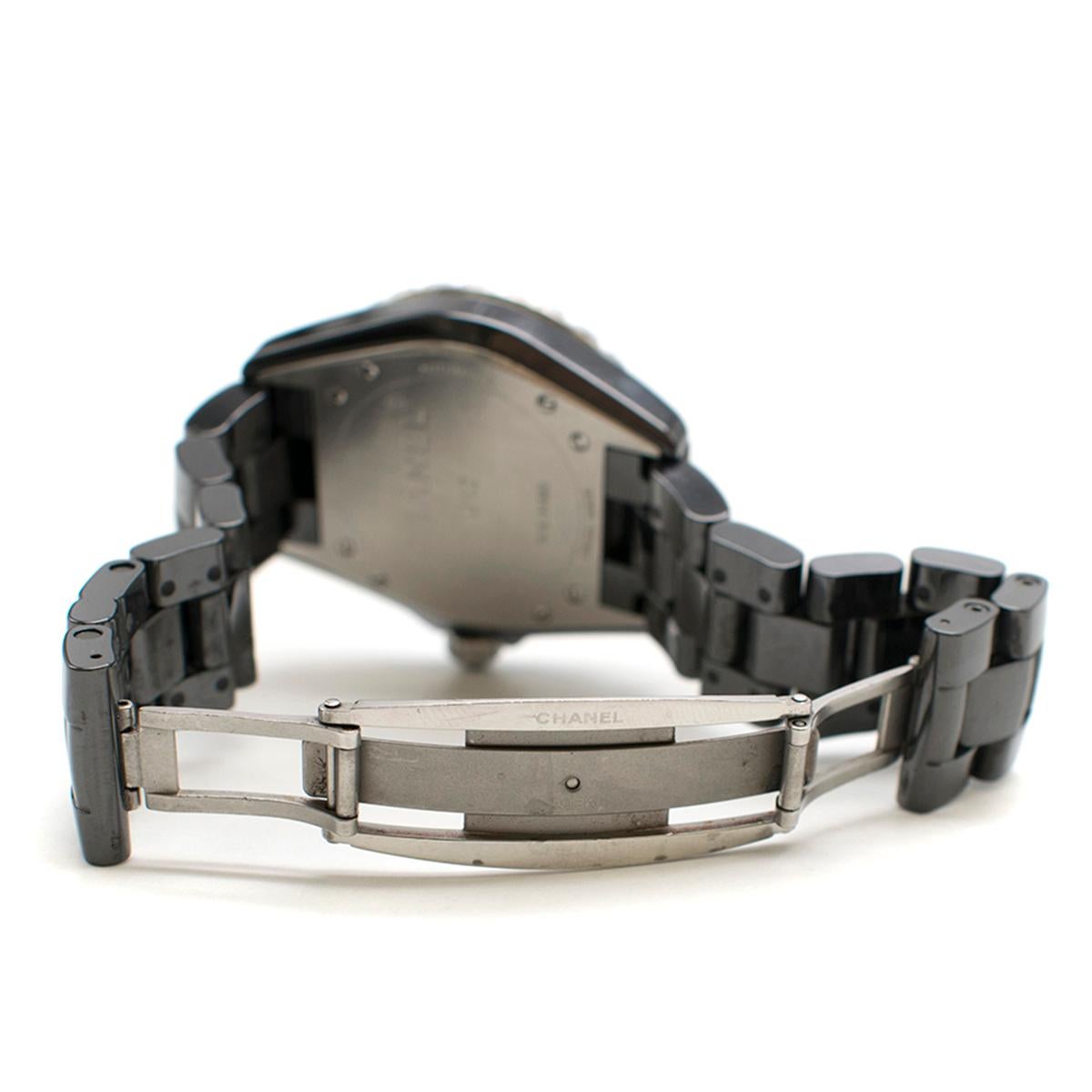 Women's Chanel Black & Silver J12 200 m water resistance Automatic Watch 