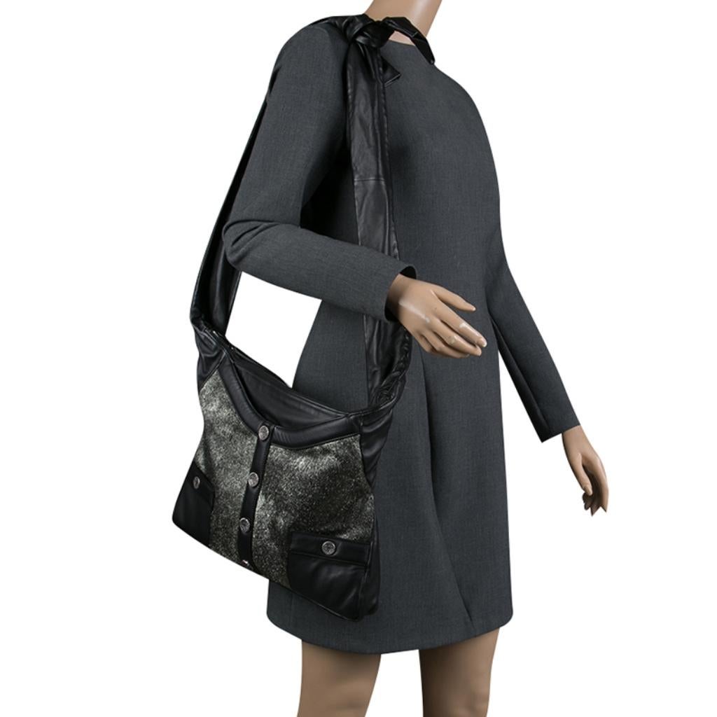 Chanel Black/Silver Leather and Calfhair Girl Bag In New Condition In Dubai, Al Qouz 2