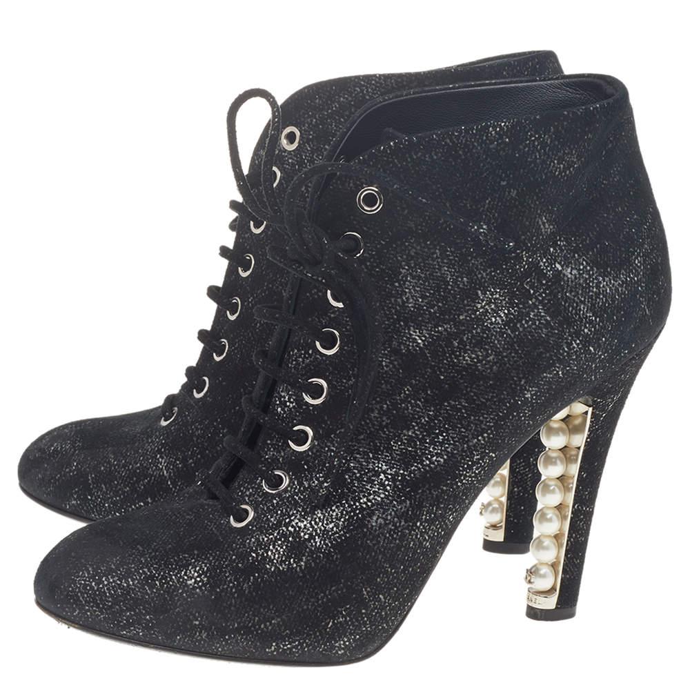 Women's Chanel Black/Silver Suede Pearl Heel Lace Up Ankle Boots Size 38