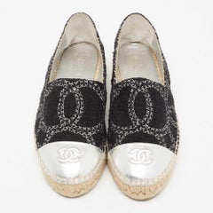 Chanel Black/Silver Tweed And Leather Cap Toe Espadrille Flats Size 39
