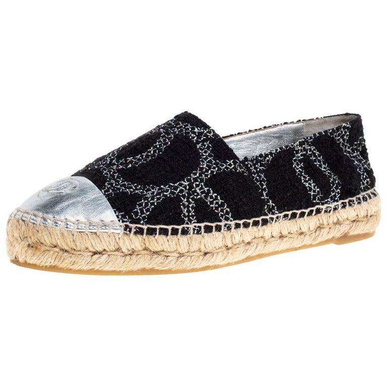 Chanel Black/Silver Tweed Leather CC Cap Toe Espadrille Flats Size 39 at 1stDibs