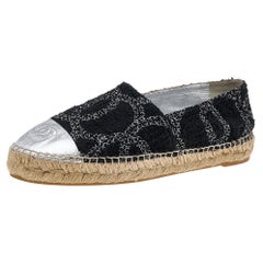 Chanel Black/Silver Tweed And Leather CC Cap Toe Espadrille Flats Size 39