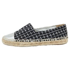 Chanel Black/Silver Tweed and Leather CC Cap-Toe Flat Espadrilles Size 37