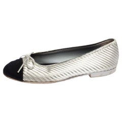 Chanel Black/Silver Woven Fabric And Leather CC Cap Toe Bow Ballet Flats Size 36