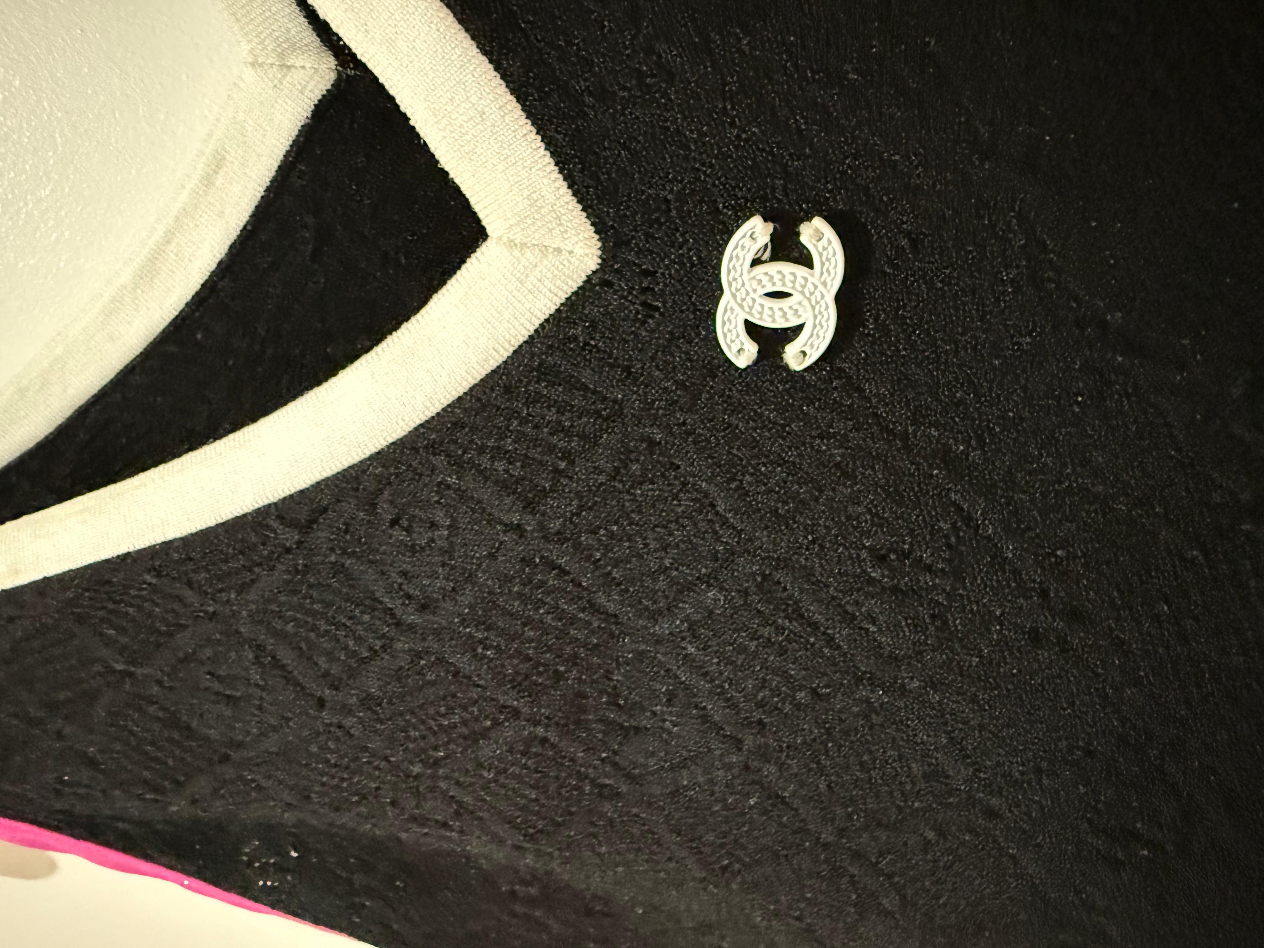 Black Chanel black sleeveless dress For Sale