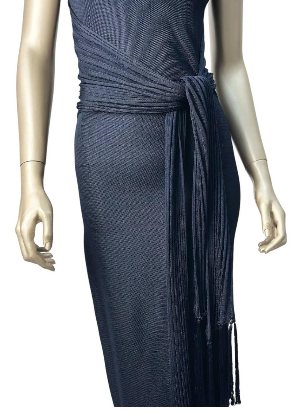 Chanel - Robe sans manches à nouer �à la taille - Noir  Sz. 38 en vente 4