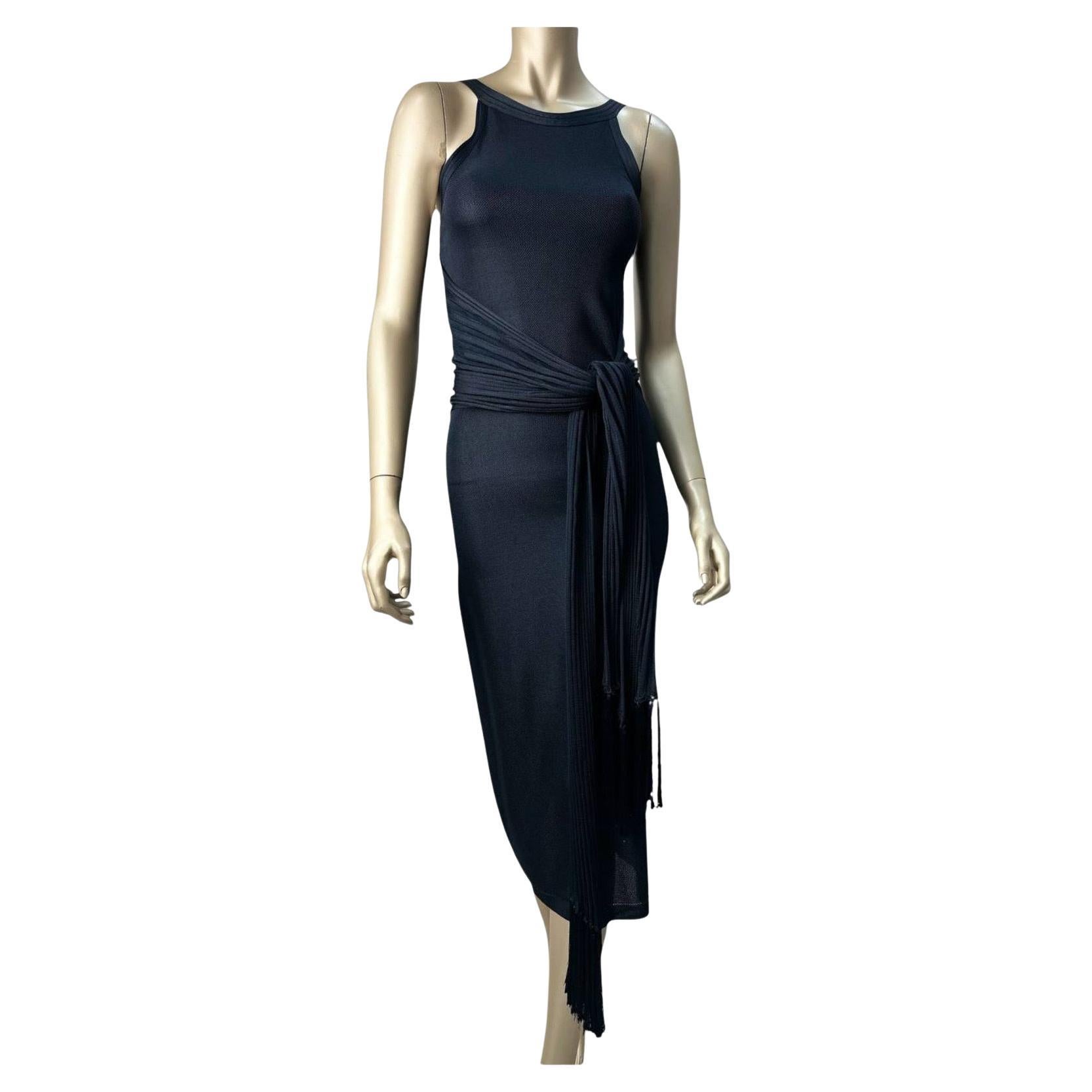 Chanel - Robe sans manches à nouer à la taille - Noir  Sz. 38 en vente
