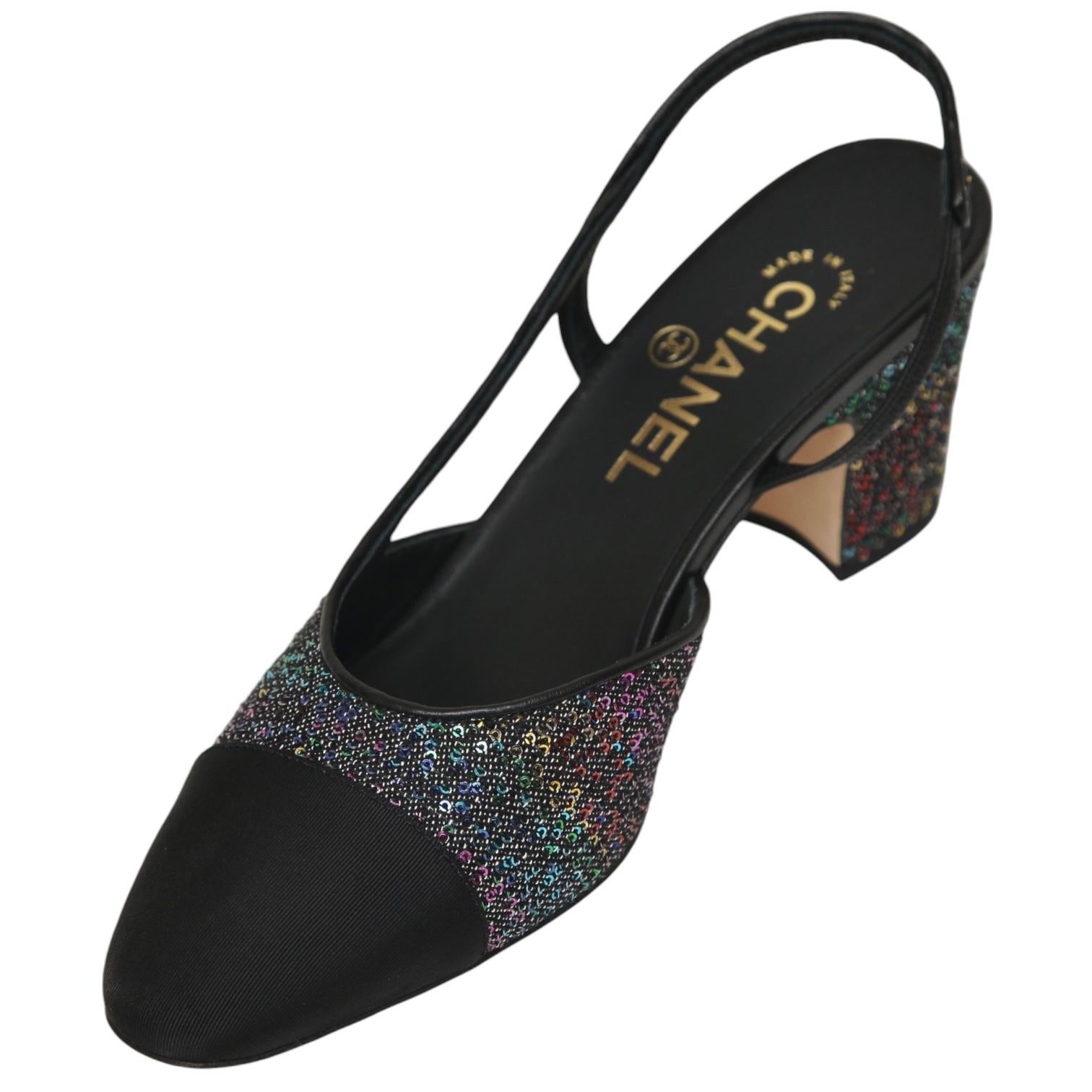 CHANEL Black Slingback Pumps Sequins Heels Leather Grosgrain Cap Toe 38 NEW In Excellent Condition In Hollywood, FL