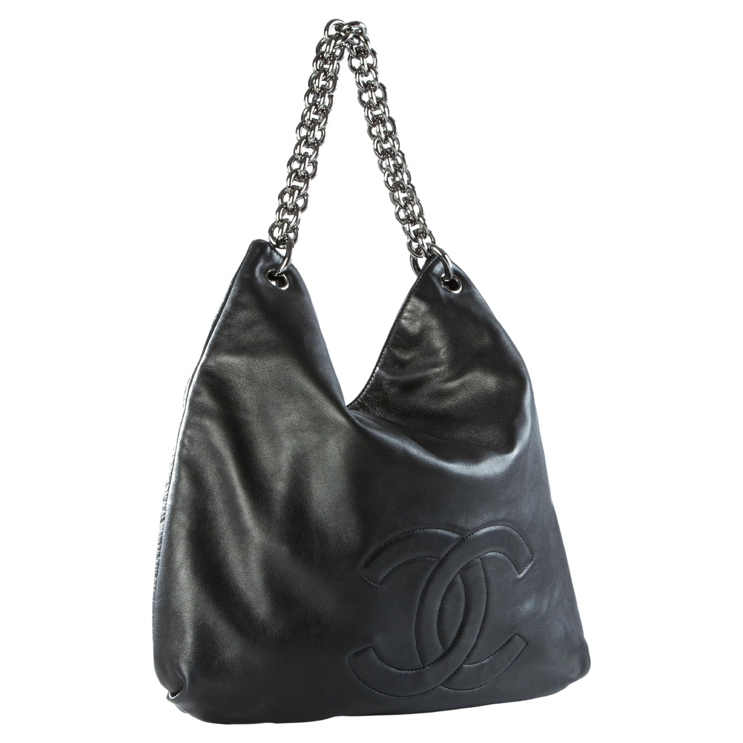 Chanel Black Soft Lambskin Leather Hobo Tote In Good Condition For Sale In Miami, FL