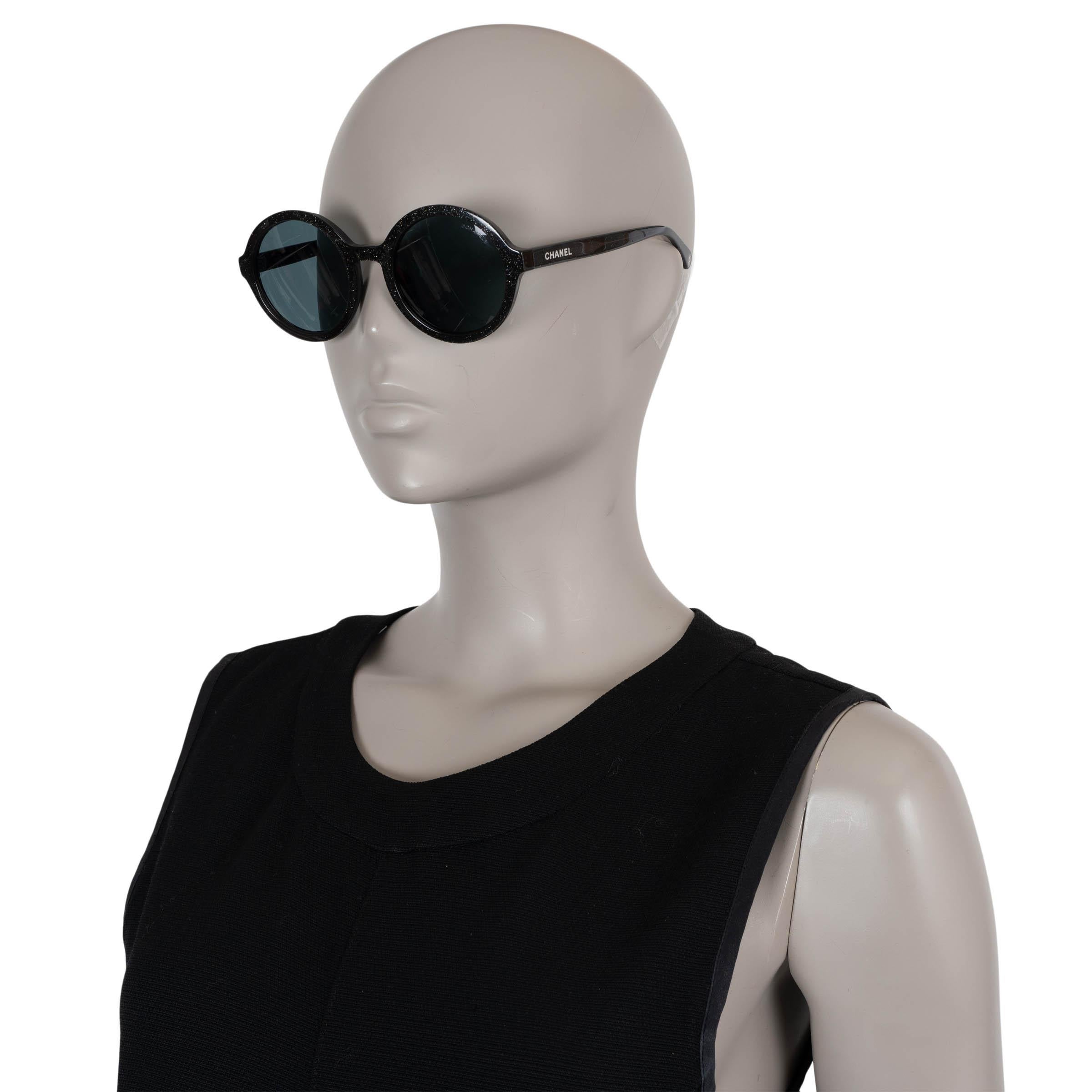 CHANEL schwarze SPECKLED ROUND-Sonnenbrille 5522U im Angebot 1