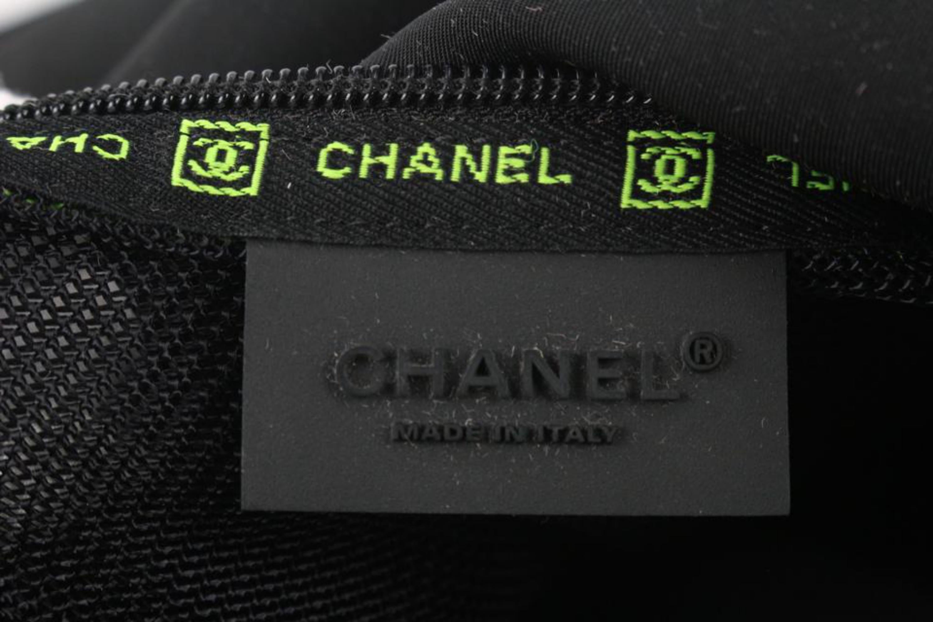Chanel Black Sports Logo CC Messenger bag 115c21 5