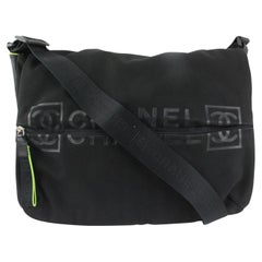 Chanel Noir Sports Logo CC Messenger bag 115c21