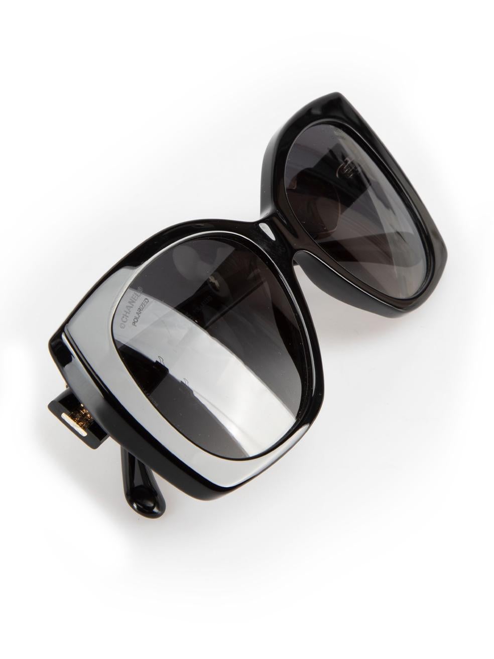 Chanel Black Square Heart Detail Sunglasses For Sale 4