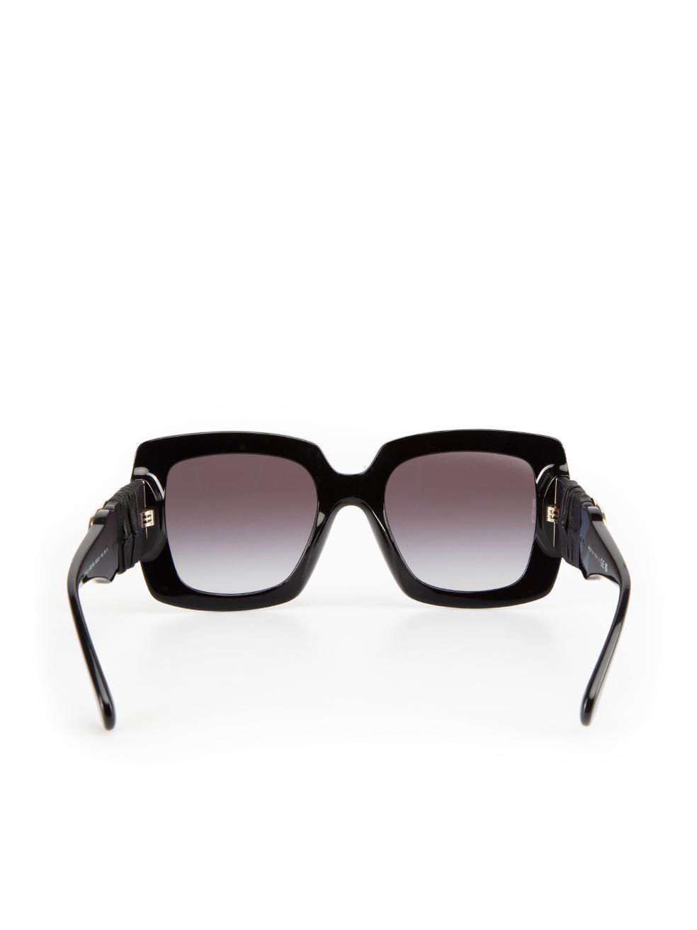 De las mujeres Chanel Gafas de sol cuadradas negras con detalle de piel