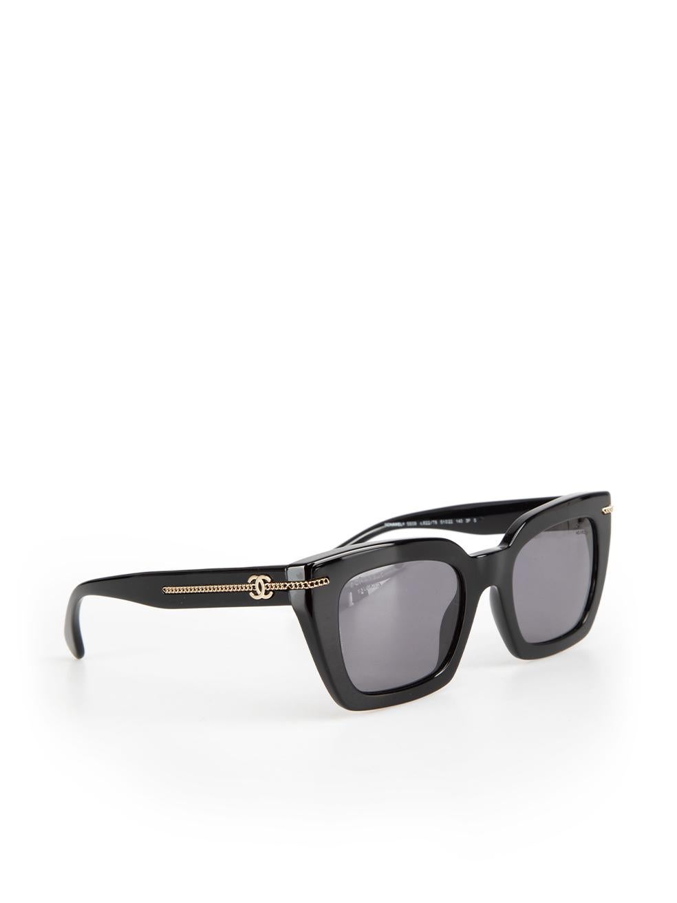 Chanel Black Square Logo Chain Detail Sunglasses In New Condition For Sale In London, GB