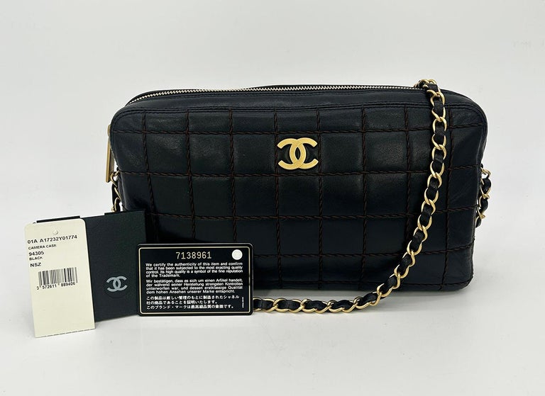 Chanel Black Square Quilted East West Chocolate Bar Bag For Sale at 1stDibs