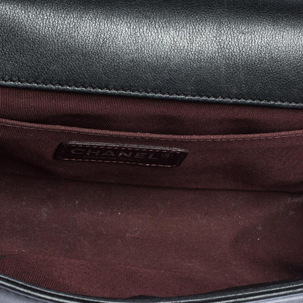 Women's Chanel Black Stitch Quilted Leather Medium Boy Flap Bag