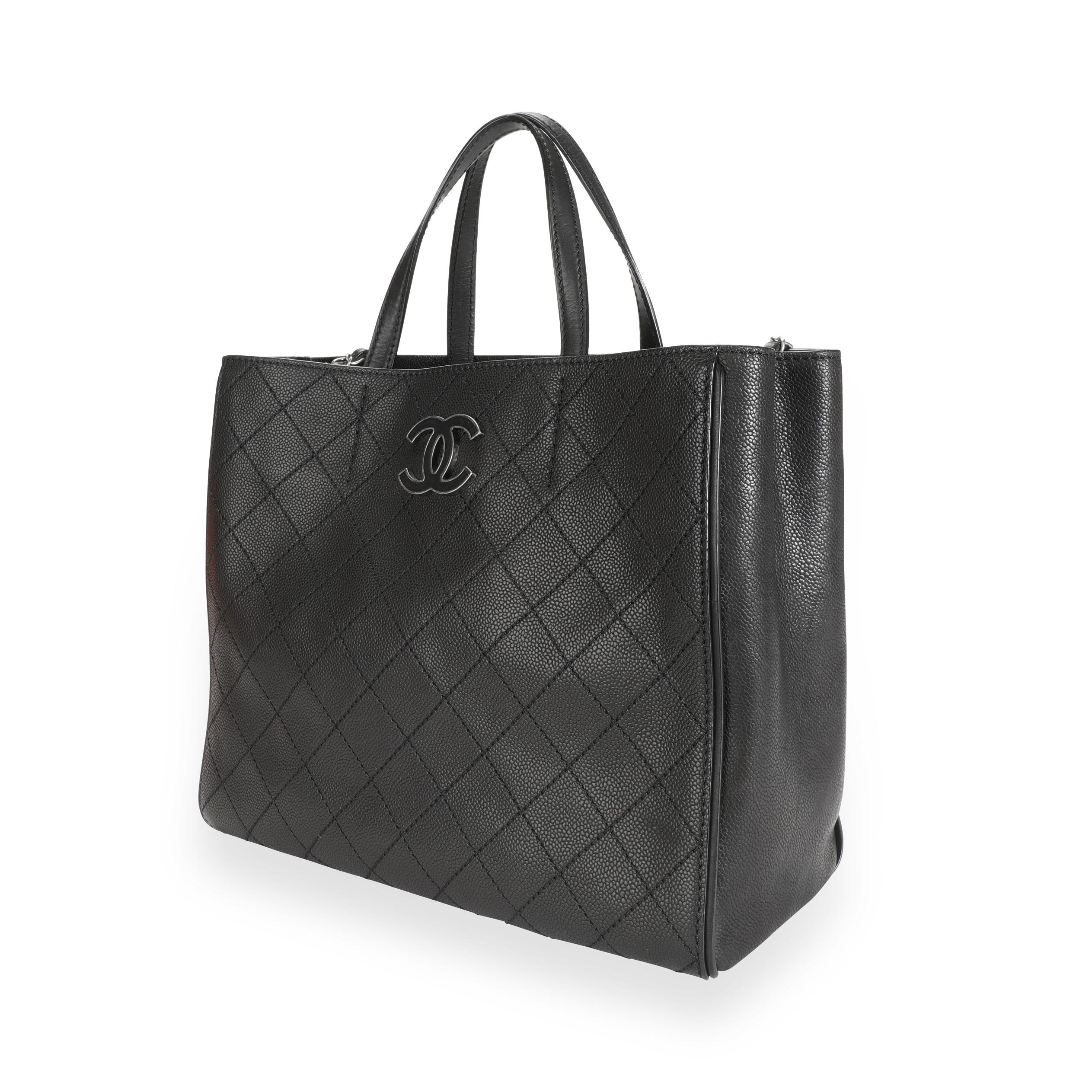 Chanel Black Stitched Grained Calfskin Hamptons Tote 3