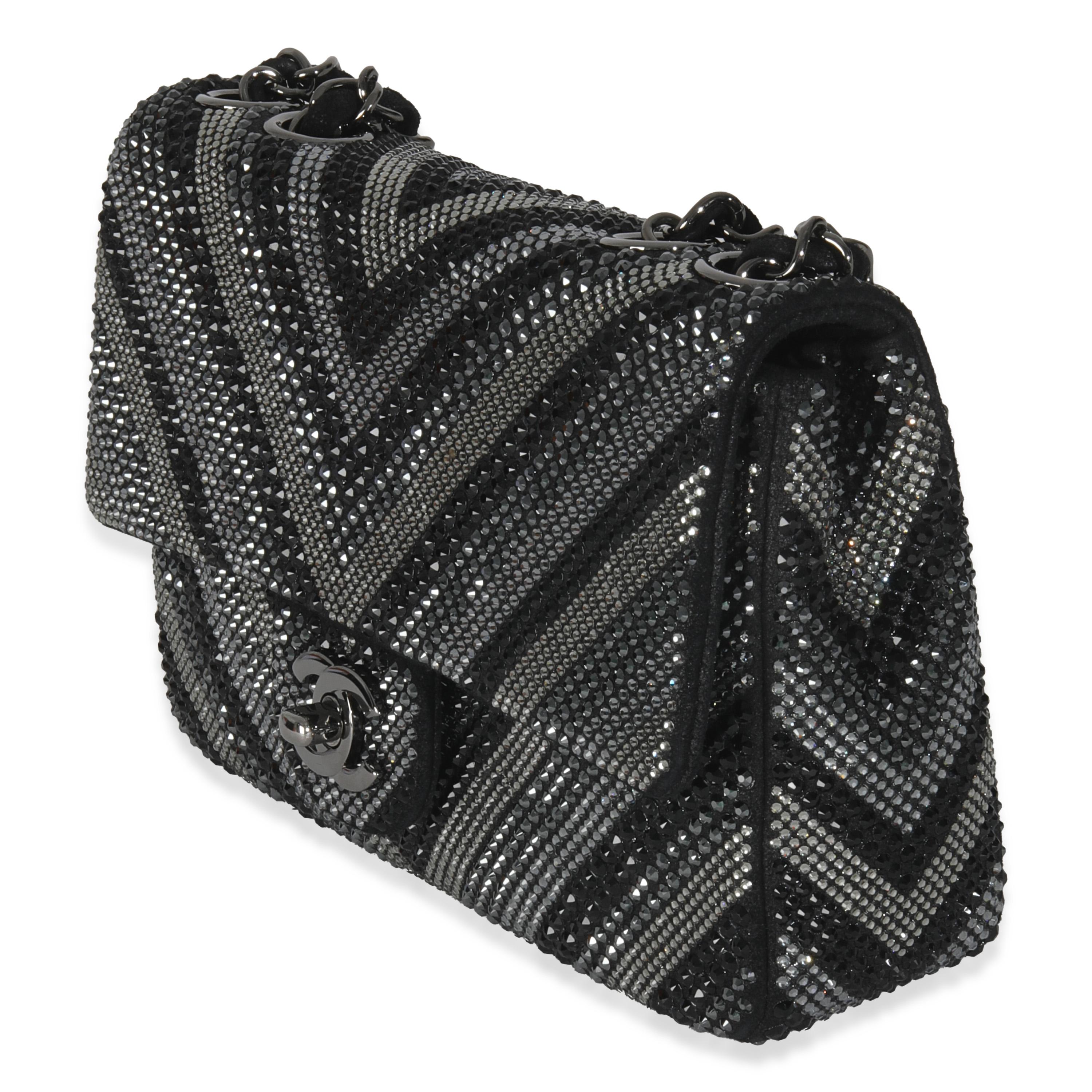 Chanel Black Strass CC Chevron Mini Flap Bag Excellent état - En vente à New York, NY