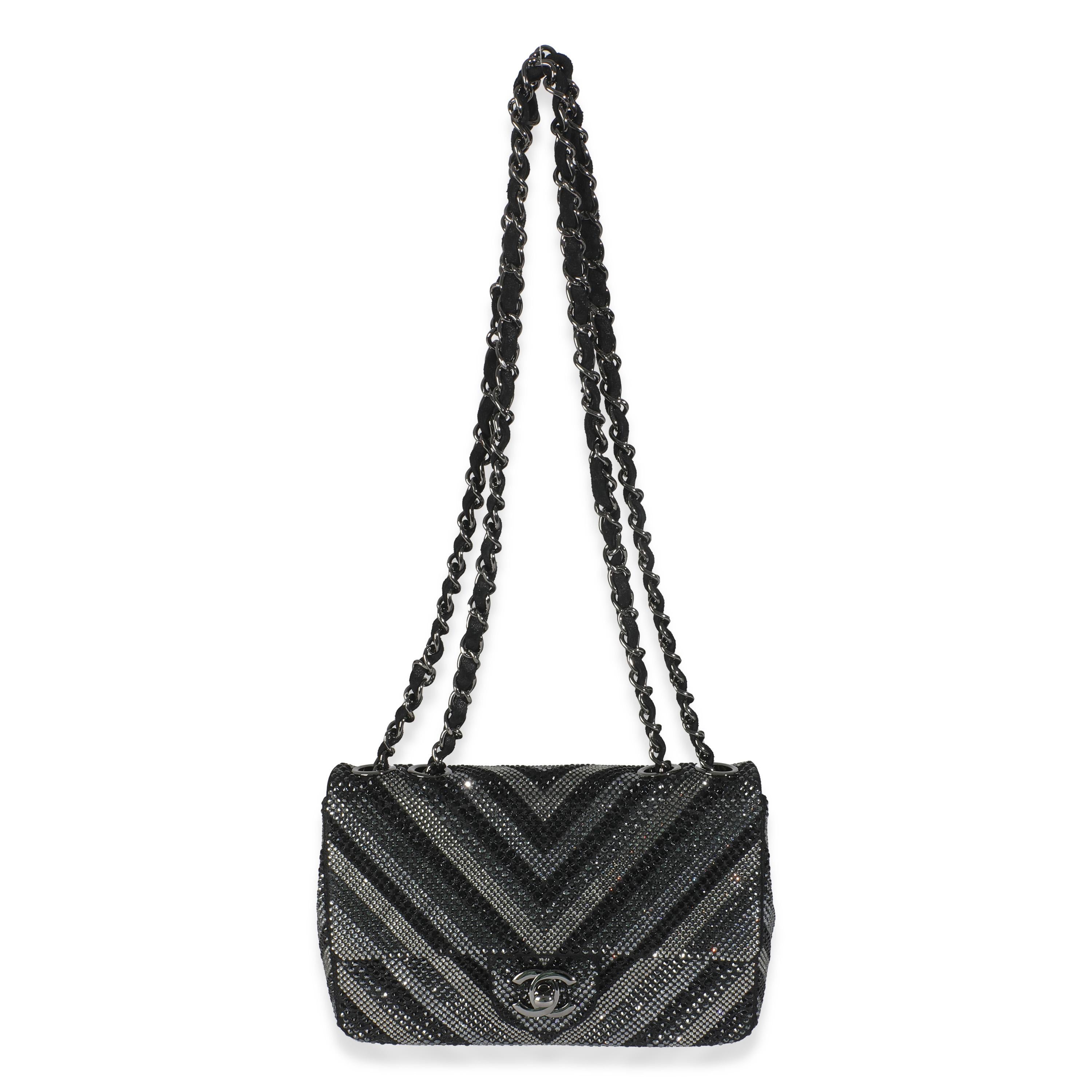 Chanel Black Strass CC Chevron Mini Flap Bag en vente 1