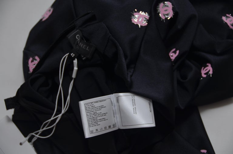 CHANEL Black Stretch Top With Pink CC Long Sleeve SZ 42 NEW For
