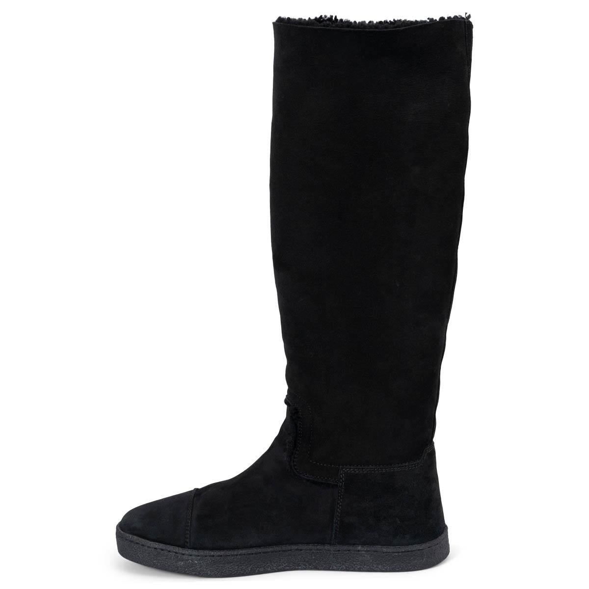 Black CHANEL black suede 2008 SHEARLING FLAT Boots Shoes 39