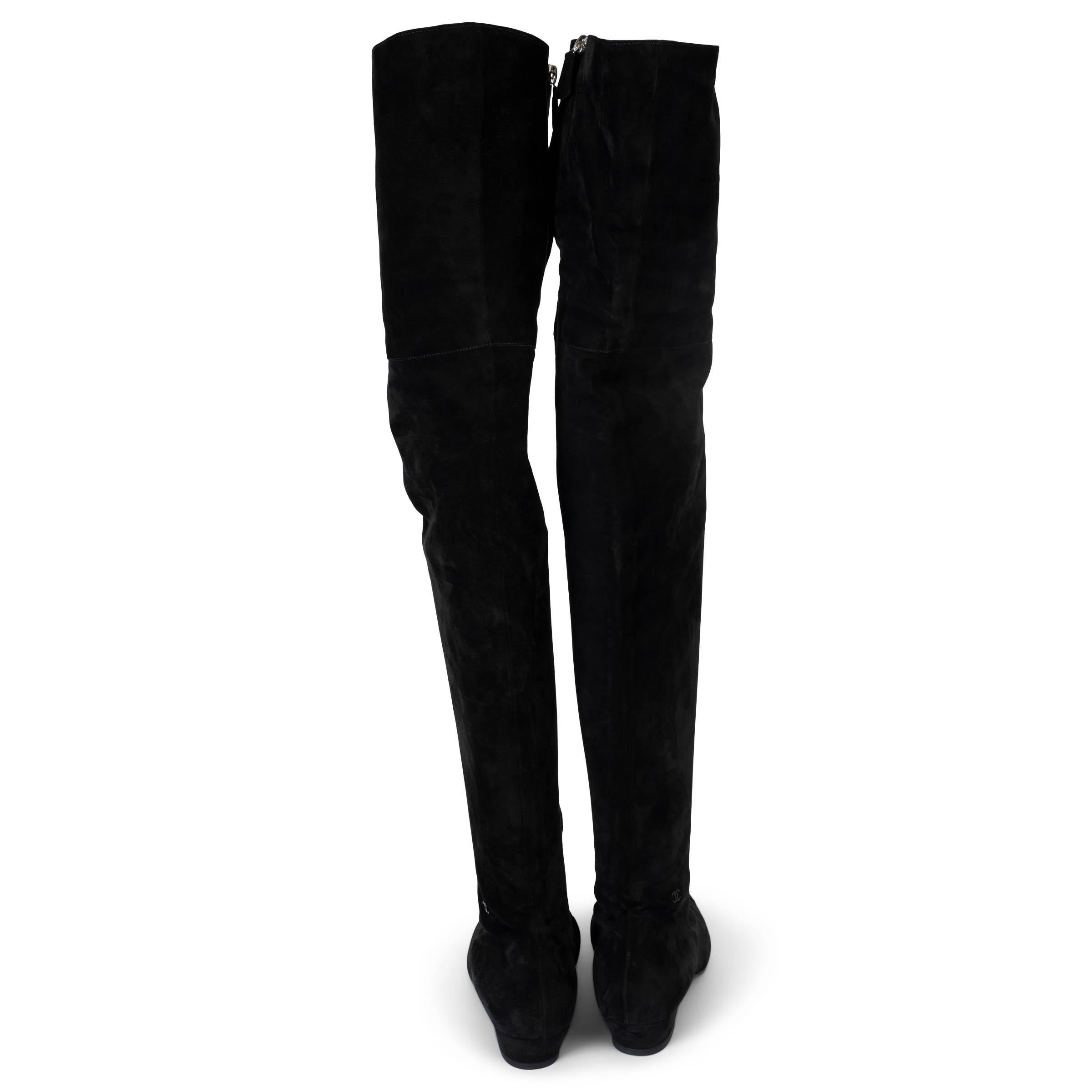 Chanel camoscio nero 2018 18K PUNTA Stivali OVER-KNEE Scarpe 39 In condizioni ottime a Zürich, CH