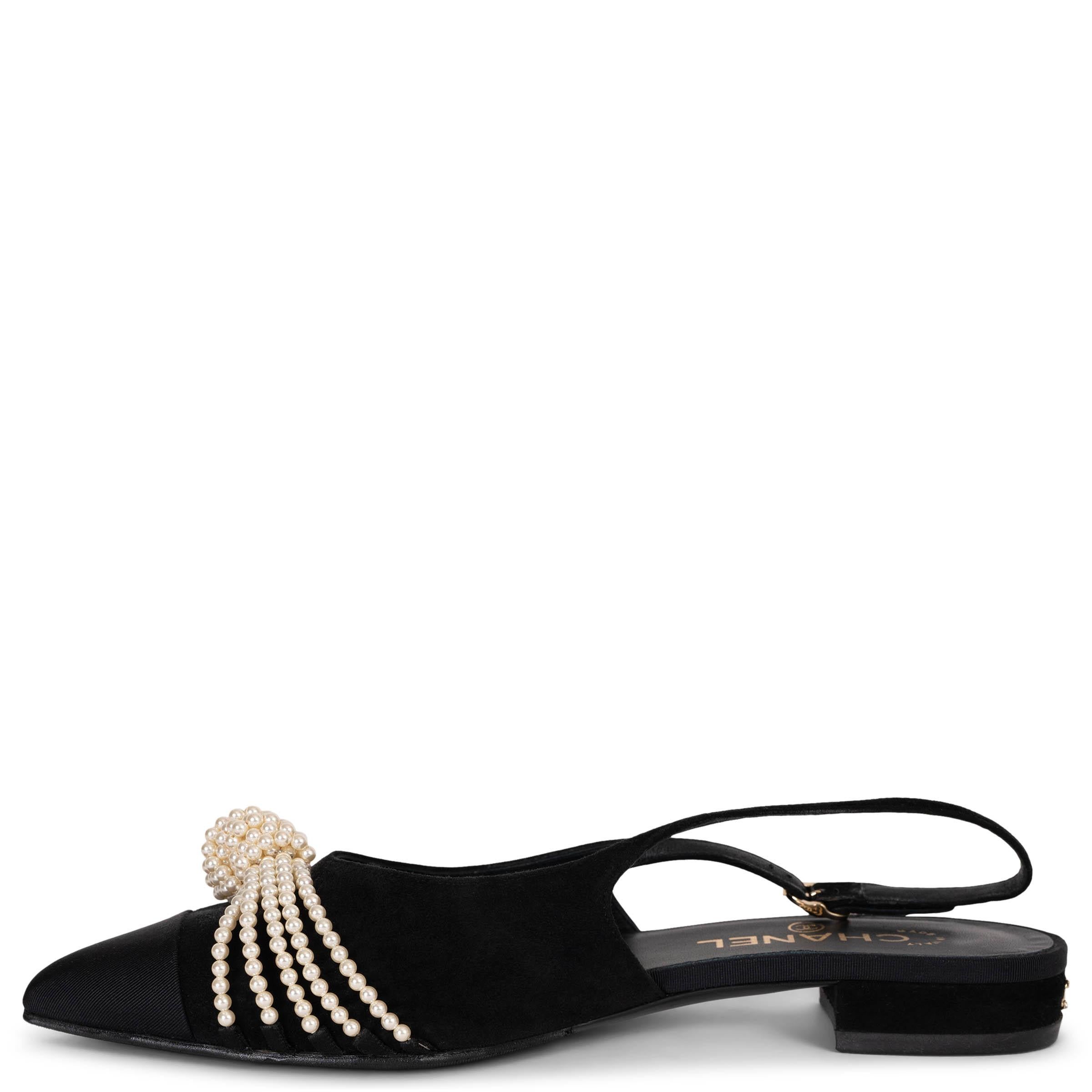 CHANEL schwarz Wildleder 20A PEARL EMBELLISHED Slingback Flats Schuhe 38.5 G36467 (Schwarz) im Angebot