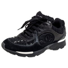 Chanel Black Suede And Leather Low Top Sneakers Size 35.5