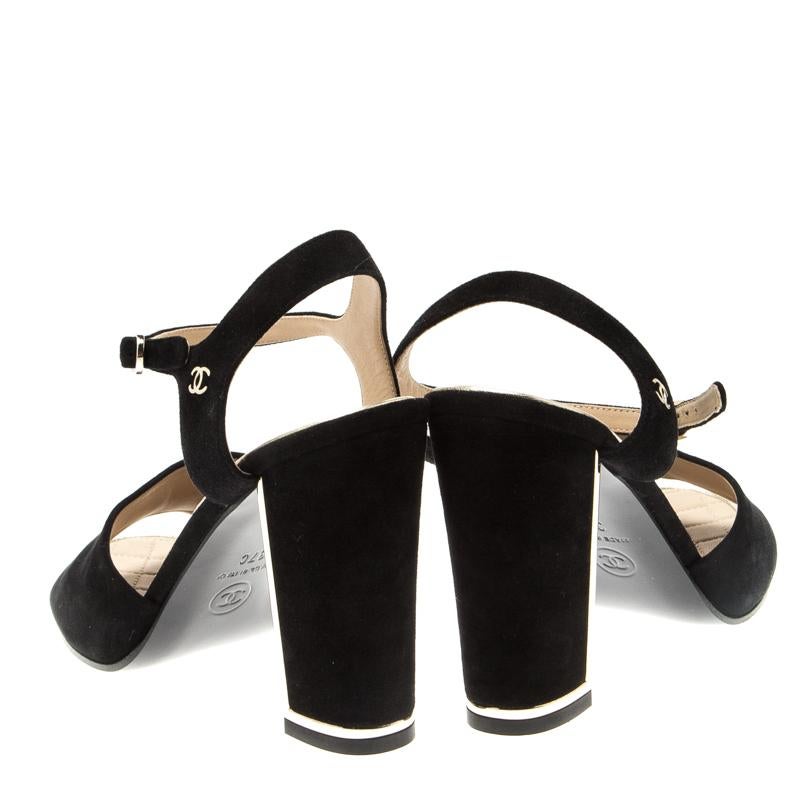 Chanel Black Suede Ankle Strap Sandals Size 37 In Good Condition In Dubai, Al Qouz 2