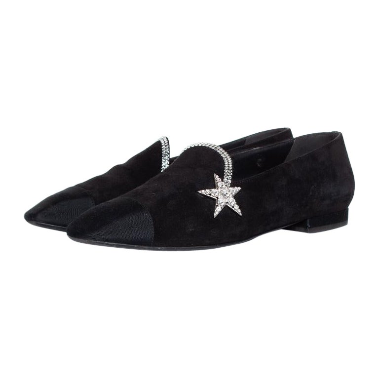 Chanel, Schwarzer Comet Star Loafer aus Wildleder