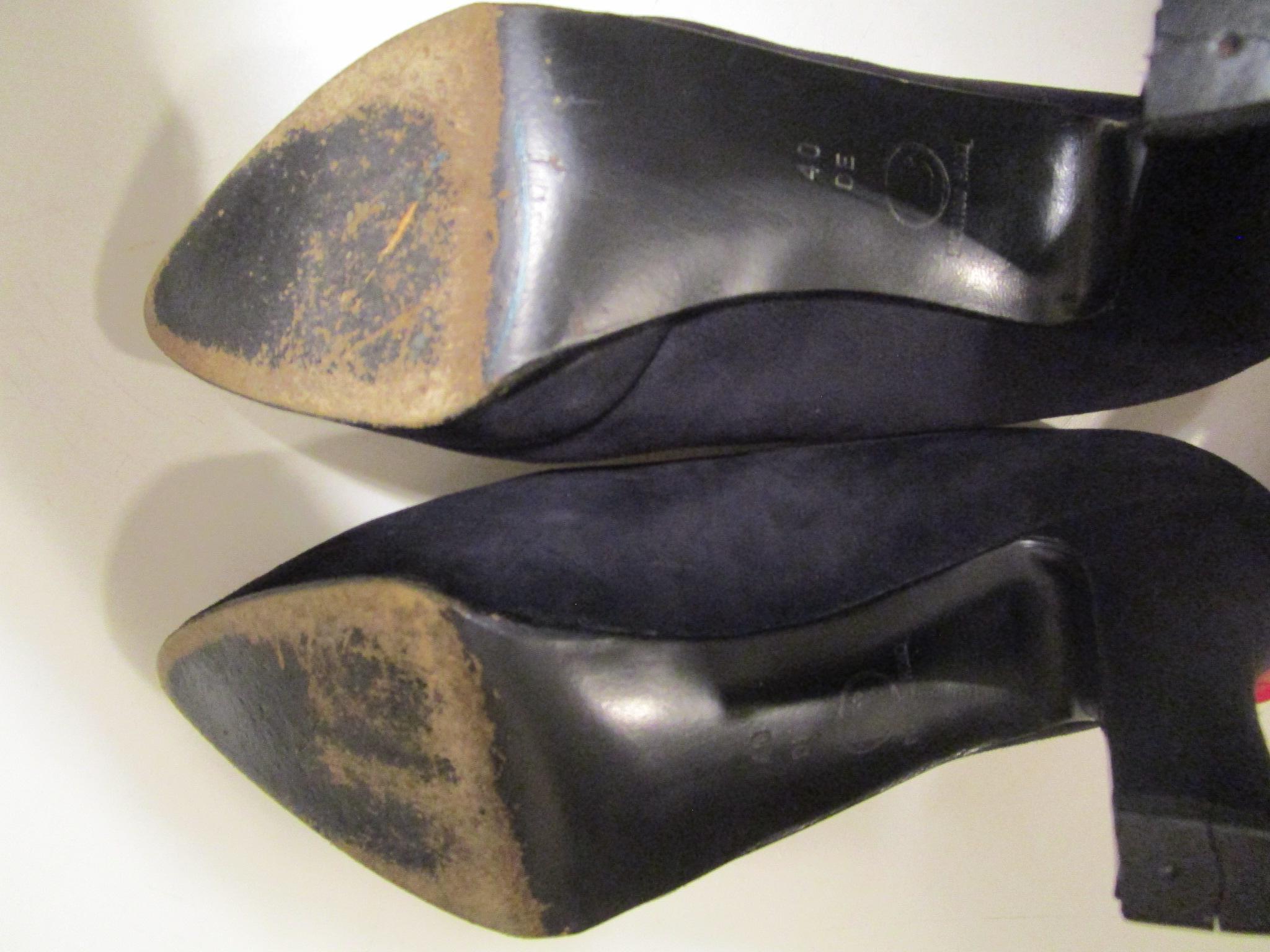 CHANEL CC Black Suede Evening Heels Shoes Metal Sz40  For Sale 4
