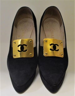 CHANEL CC Black Suede Evening Heels Shoes Metal Sz40
