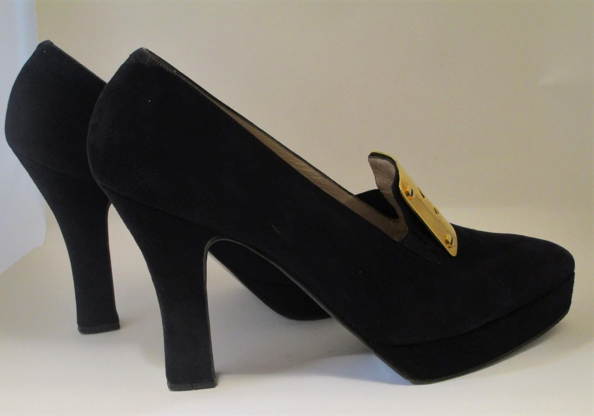 CHANEL CC Black Suede Evening Heels Shoes Metal Sz40 For Sale at ...