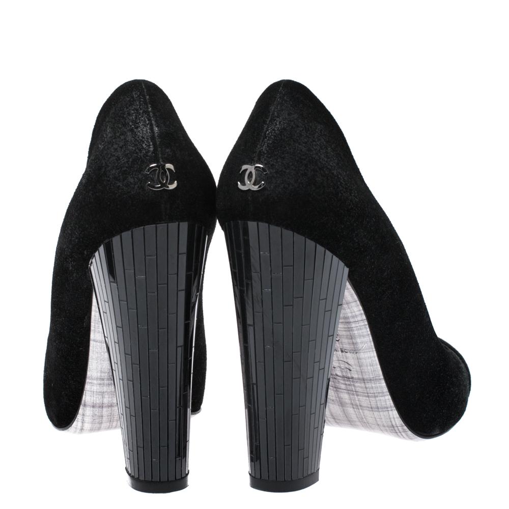 Chanel Black Suede Leather Cap Toe CC Pumps Size 39 1