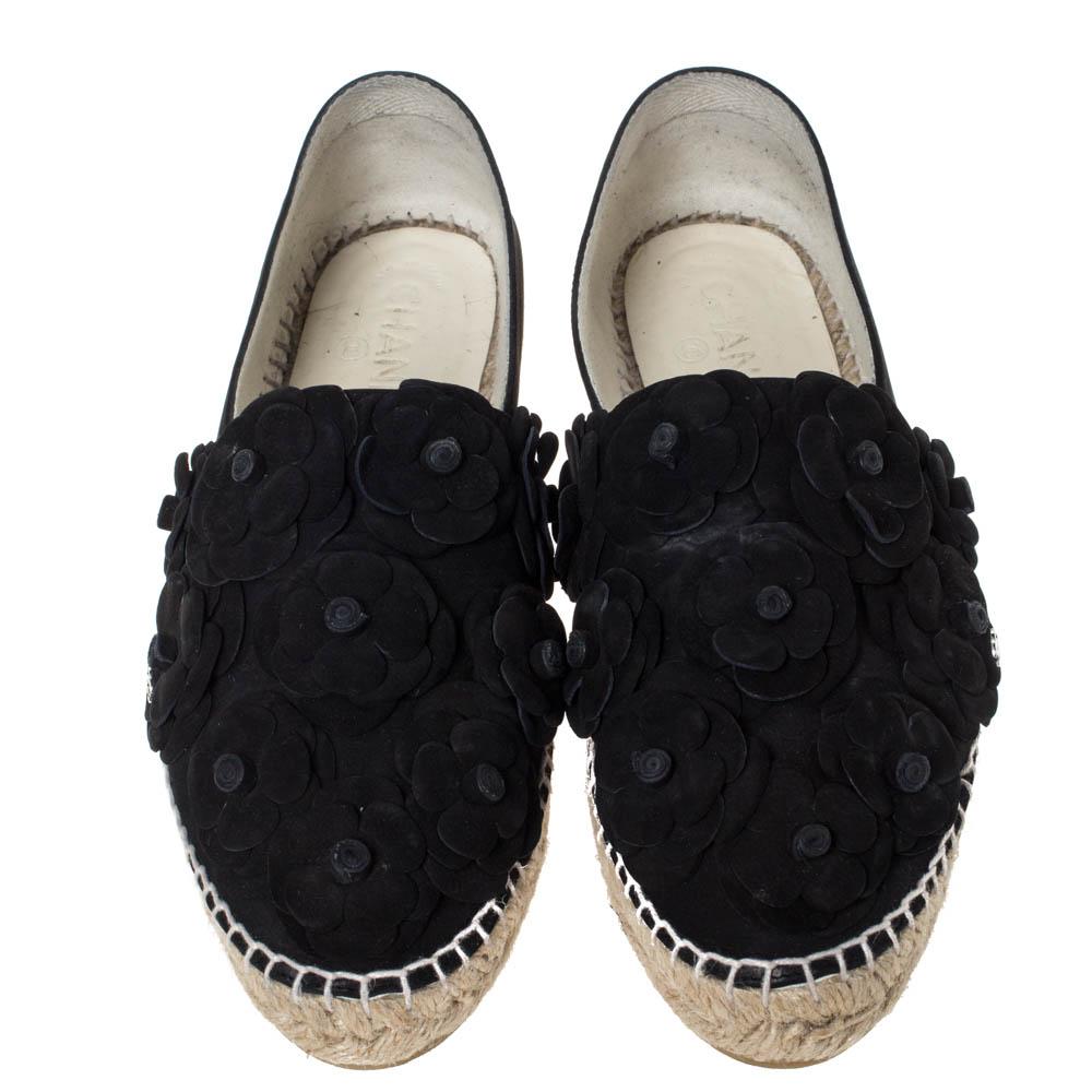 Espadrilles are not just stylish, but also comfortable and easy to wear. This lovely pair from Chanel will accompany a casual outfit with perfection. They are made of suede and detailed with Camellia appliques on the uppers.

Includes: Original