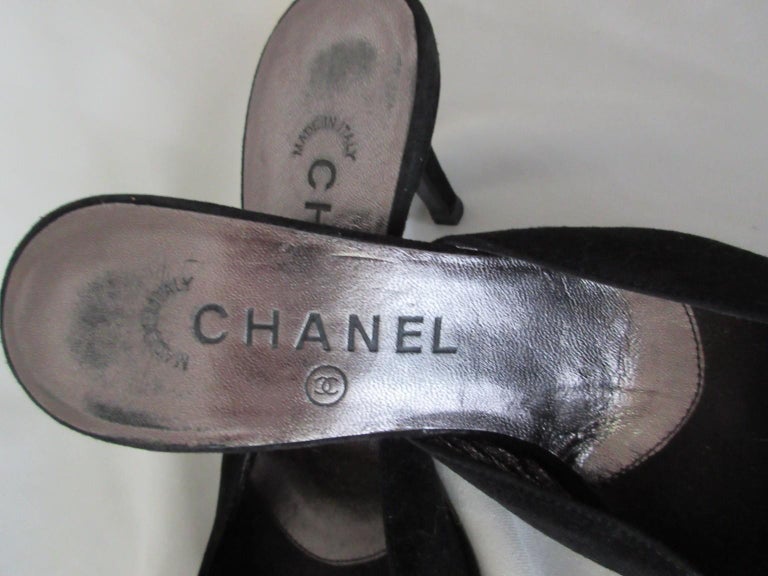 Chanel Vintage Black Leather Bow Mule Heels EU 38 For Sale at 1stDibs