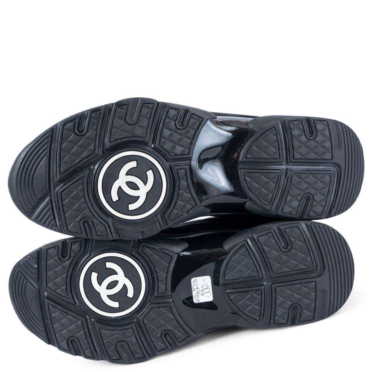 CHANEL schwarz Wildleder & Mesh REV Sneakers Schuhe 38.5 im Angebot 4