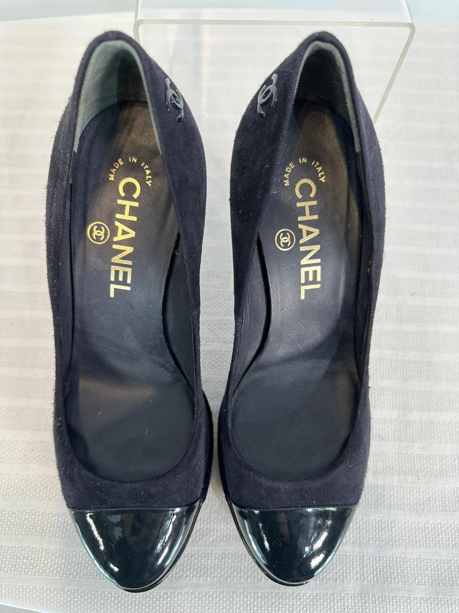 Chanel Black Suede Platform High Heels with Patent Leather Toe Caps 36 For Sale 4