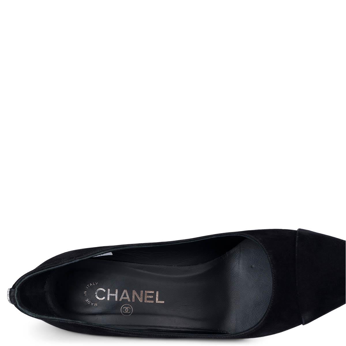 CHANEL black suede POINTE TOE Pumps Shoes 38.5 For Sale 3