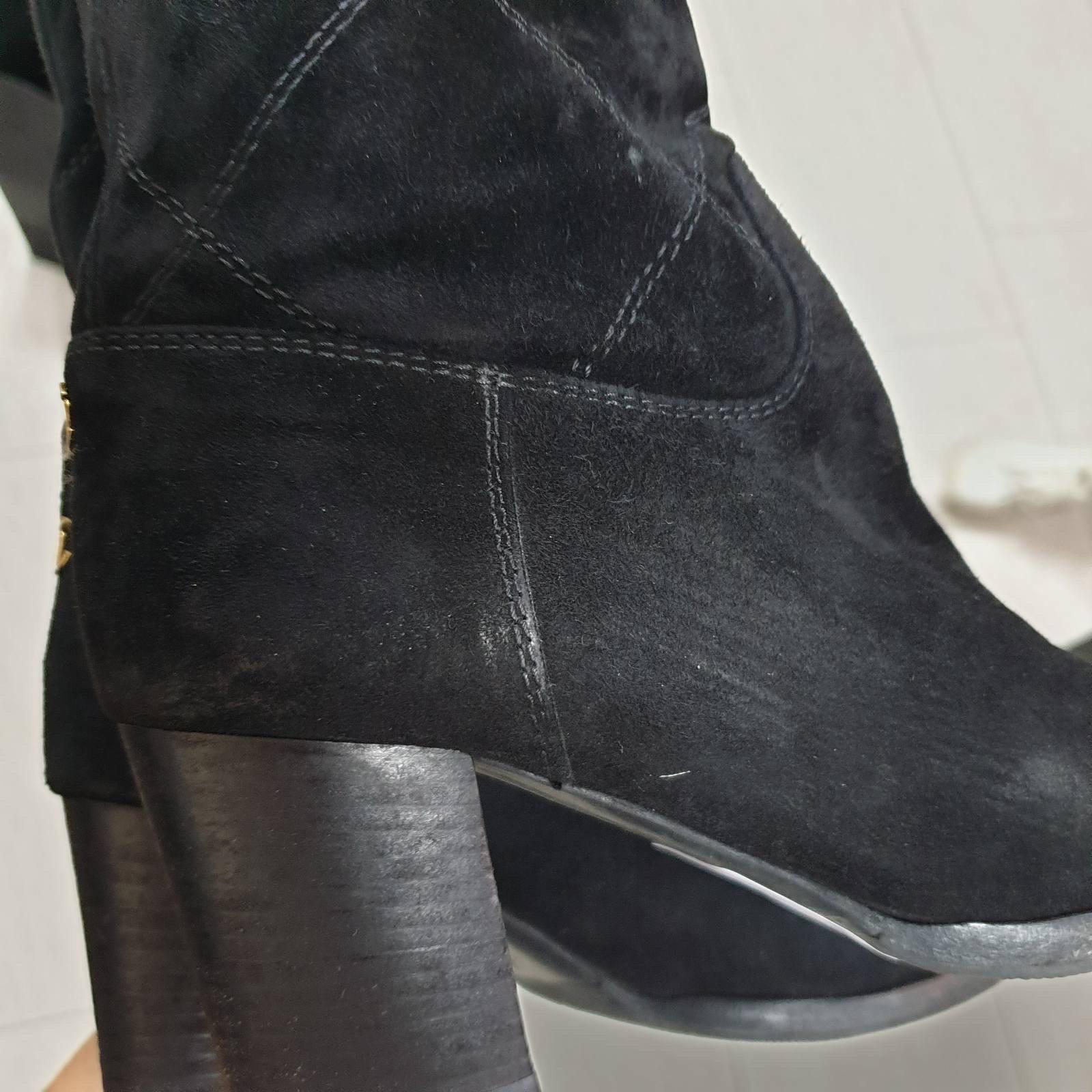 Chanel Black Suede Quilted Boots For Sale 6