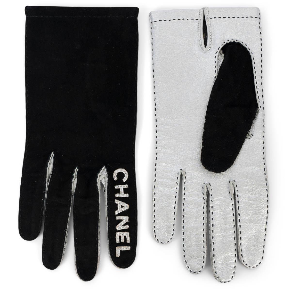 Women's CHANEL black suede & silver leather LOGO Gloves 7 For Sale