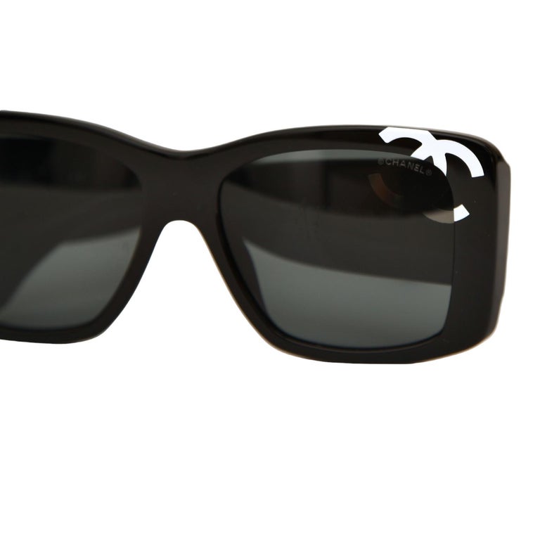 CHANEL Black Sunglasses CC Logo White 71472A Acetate Square
